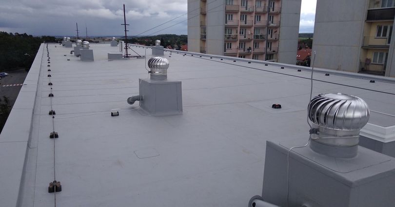 Služba 1 izolace střechy