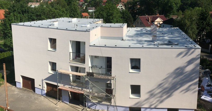 Rekonstrukce střechy BD Dobřejovice