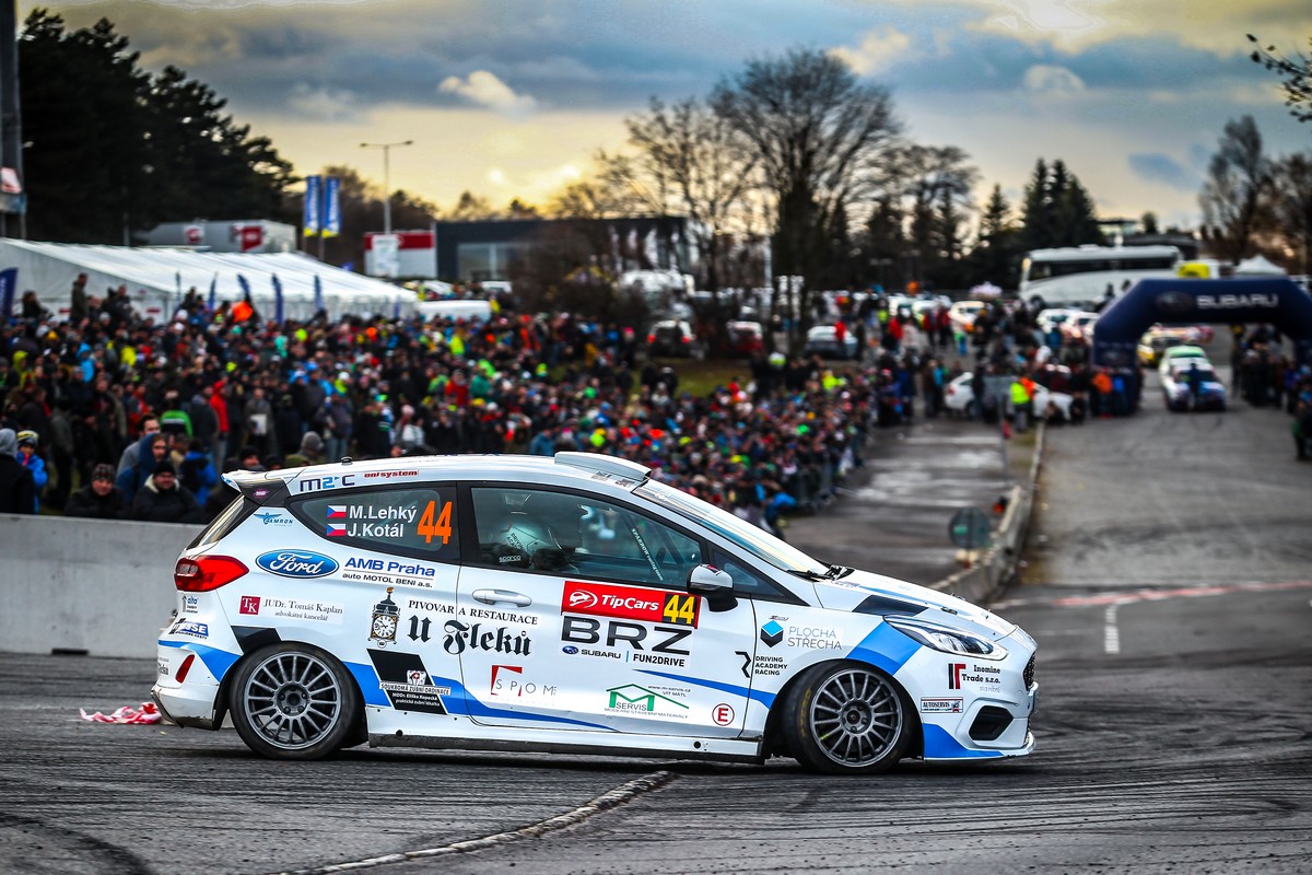 GFX | ford-fiesta-r2t | 08.jpg