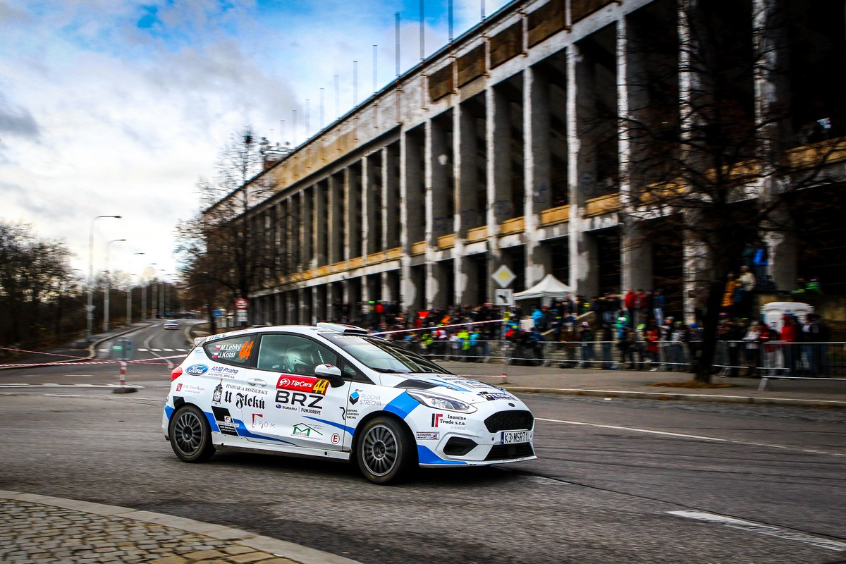 GFX | ford-fiesta-r2t | 09.jpg